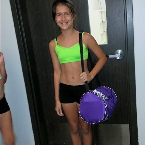 green dance top - Picture 6 of 6